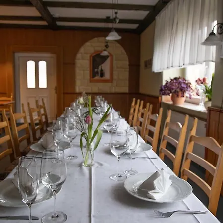Отель Hotel-stadt-aschersleben